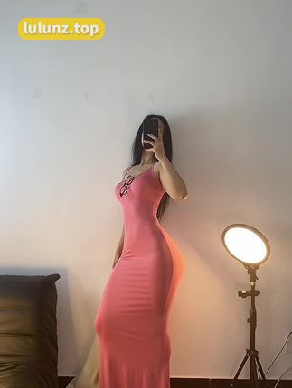 俏妞qiaoniuTT微密圈极致美图,尽在眼前