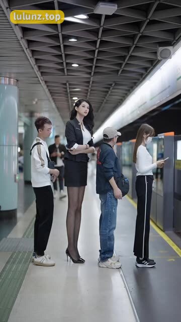 葛征#微密圈套图#随包视频内容揭秘，微密圈套图视频详细内容解析随包视频揭秘