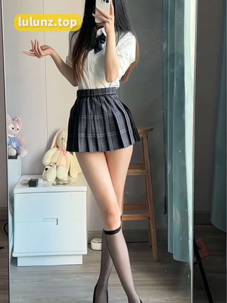 抖音刘雅萌微密圈收费写真评测,值得购买吗?