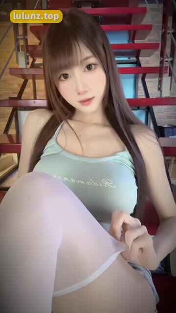 探索抖音网红奶雯微密圈的秘密，抢先了解精彩