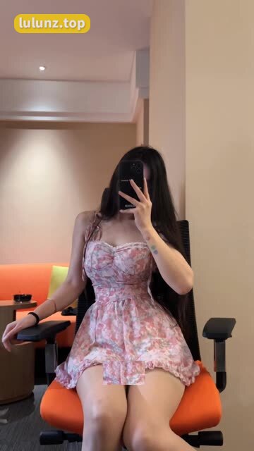 陈佩奇yyyy微密圈写真大揭秘，美丽与性感并存