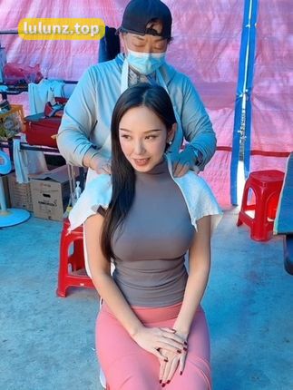 小厨娘美食记微密圈观看指南，如何获取最新内容？