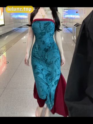 肚脐小师妹微密圈背后的故事，探寻网红的内心世界