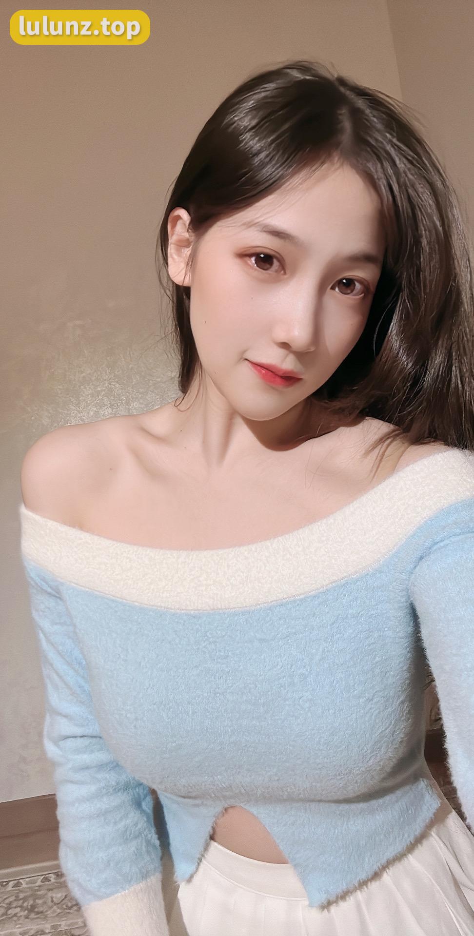 可可西yyy微密圈写真集,绝美风情尽收眼底心动不已