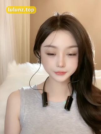 猪饲料精选微密圈写真图集，妩媚动人火辣诱惑照片视频双重呈现