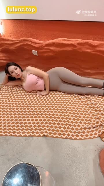 紫色哒豚豚txx呀（童小芯）微密圈付费内容，尊享私密VIP特权