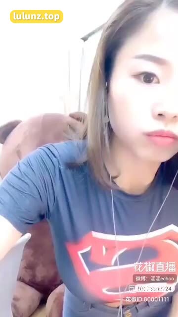 [微密圈]童小芯写真福利套图&视频合集，尽享视觉盛宴