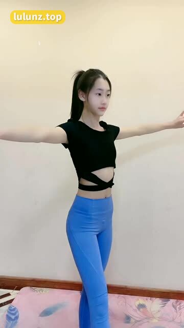 童小芯微密62W粉丝网红微密圈收费流出，VIP特权任您畅享