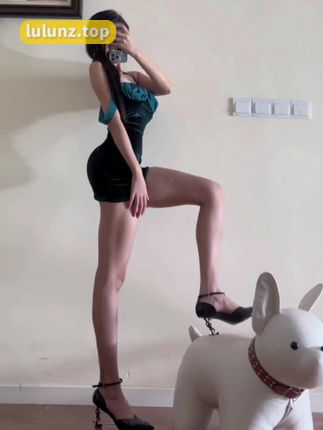 纪念小小v定制视频，打造个性化的视听体验