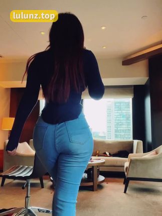 洁己u微密圈独家曝光，知名博主的私密照片大公开