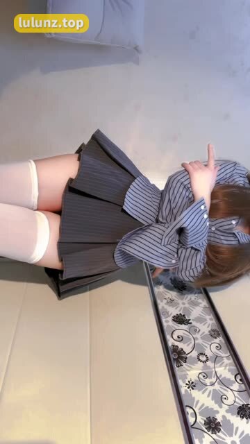 感受震撼姐姐Lalion微密圈作品精选，展现她的风采