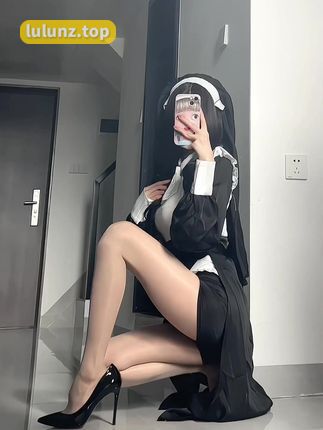 抖音女刺客儿微密WEME圈封面写真，美轮美奂尽显风采