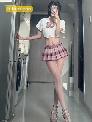 抖音女刺客儿微密WEME圈图片合集，尽享精彩尽览美景