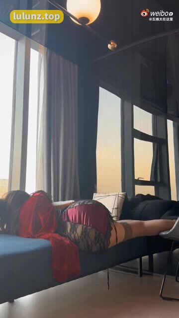 【微密圈】迷人的五姨太一起度假吗，最新分享