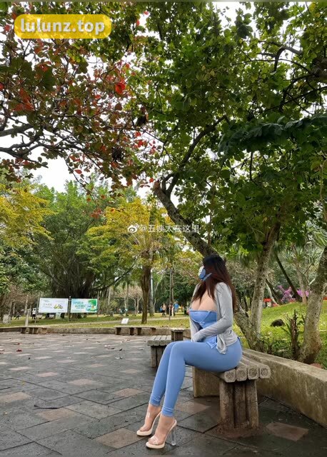 迷人的五姨太-微密圈高清资源，独家图集