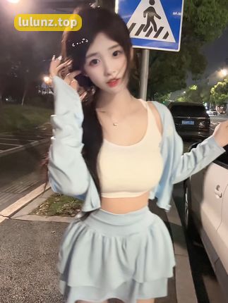 爆龙战神微密圈写真解析，独家风格揭秘