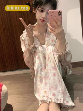 无敌粉红爆龙战神微密圈作品精心布置的卧室作品,独家发布