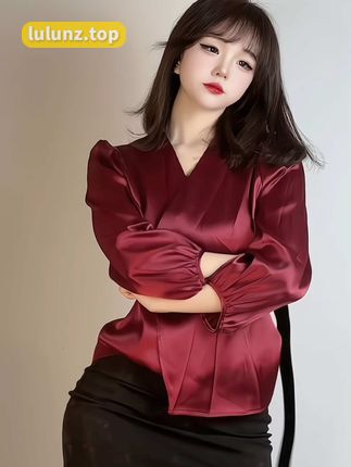 羊不点肉萝莉野生萝莉御姐身材萝莉脸，揭秘她的独特魅力