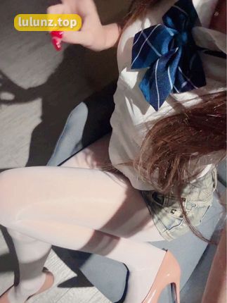 嘉嘉今天要早睡微博图片来袭，可爱嘉的秘密美图下载