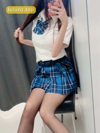 如何看待抖音网红可爱嘉的秘密微密圈资源，热门话题