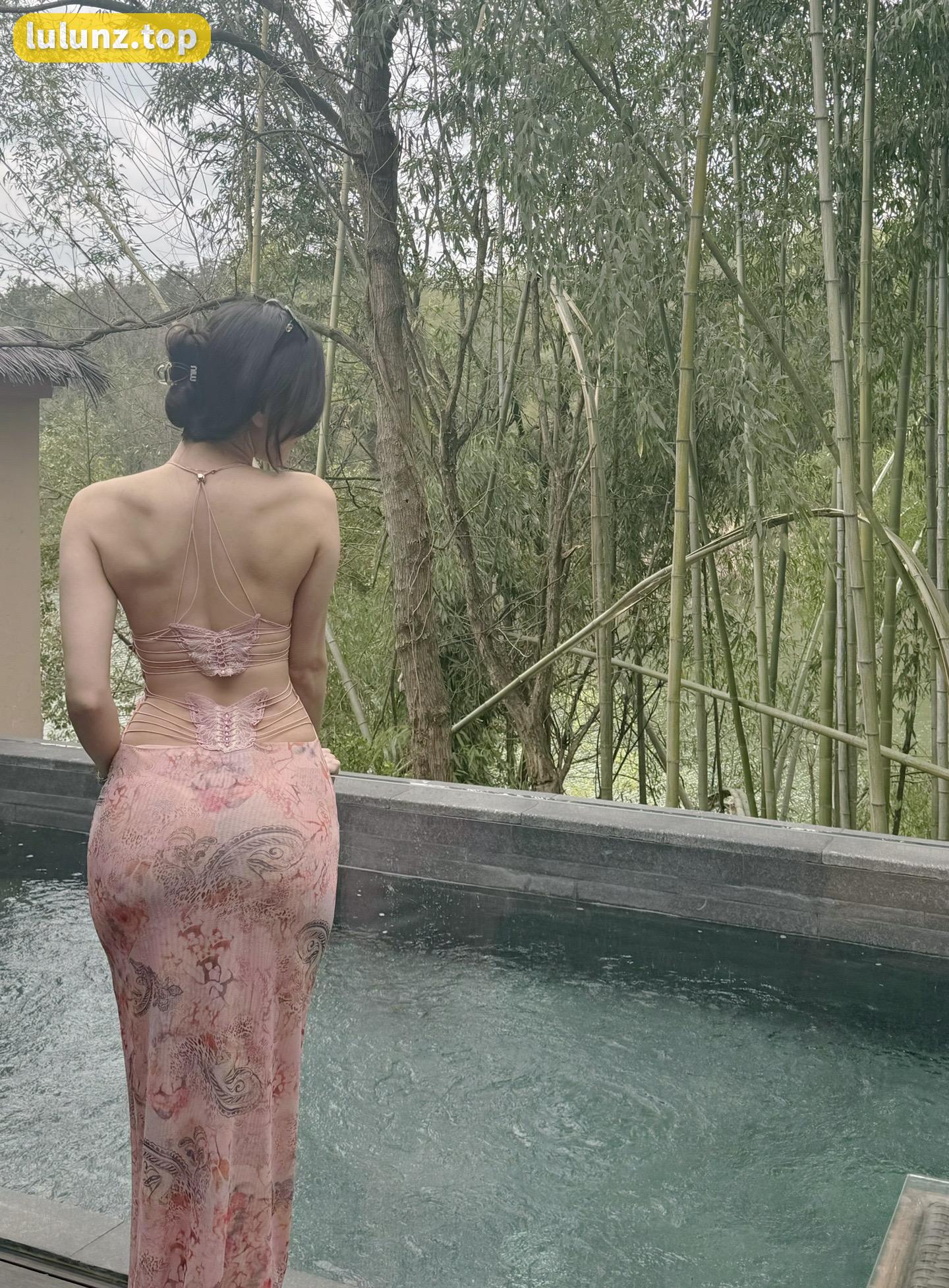 小玉吃果冻微密圈深夜论坛,精选图片分享