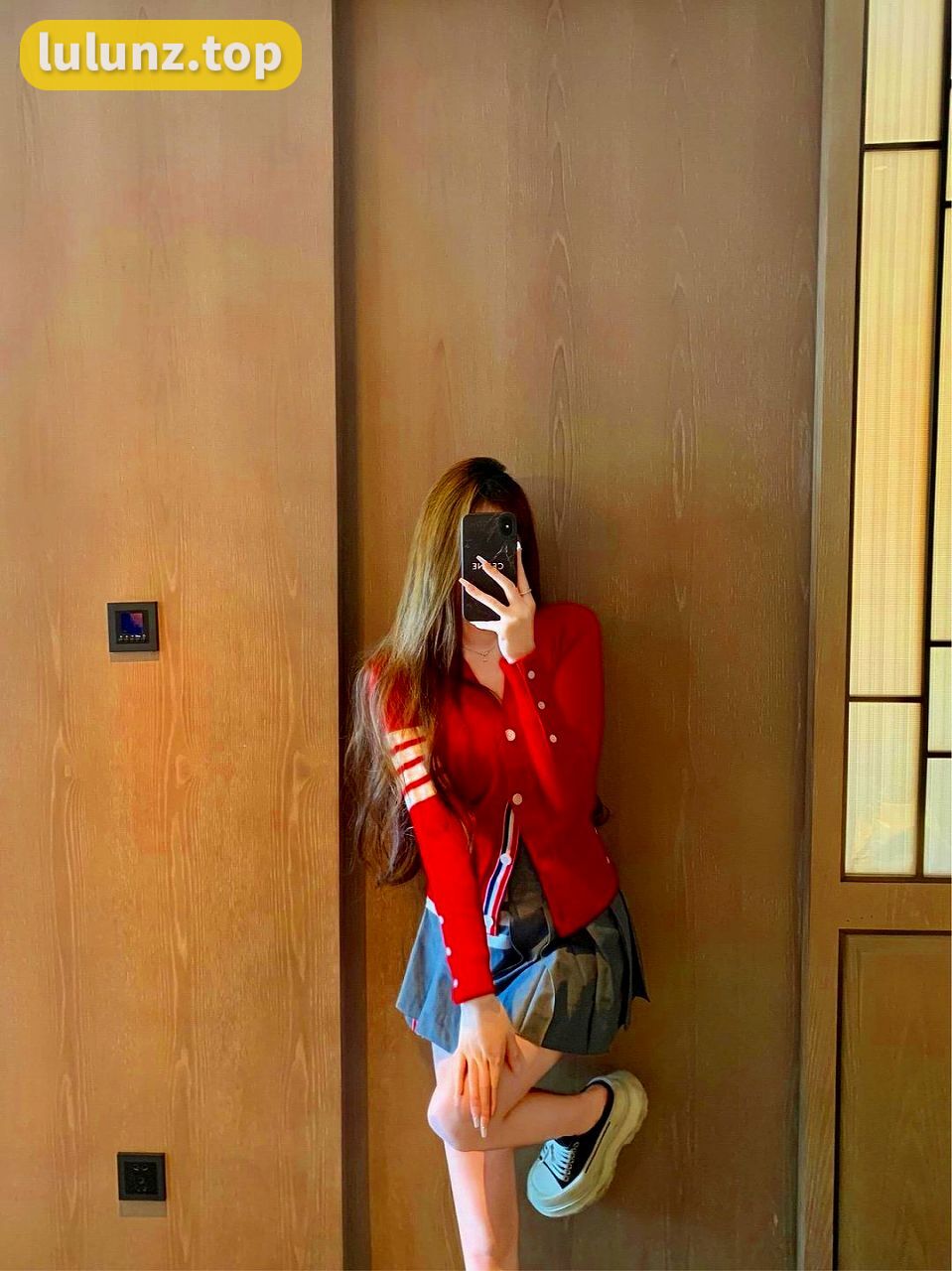 抖音反差妹纸hh0neyy的微密圈合集更7期（最新hh0neyy合集下载）