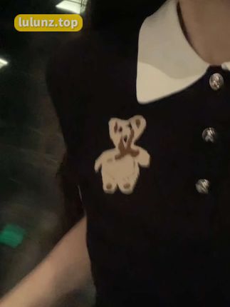 _hh0neyy_微密圈黑色套装作品(黑色魅力hh0neyy作品赏析)