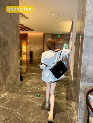 hh0neyy微密004期图集分享（下载最新hh0neyy004期全集）