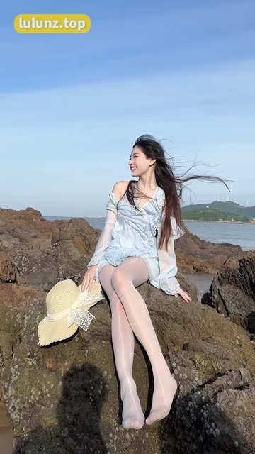 抖音小萌子微密圈最新作品（情趣内衣穿搭展示）