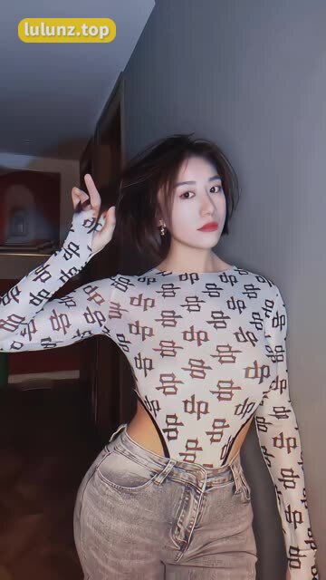 抖音鹿瑶微密圈图片鹿瑶本瑶是她吗（鹿瑶本瑶微密圈照片鉴赏）