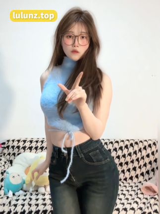 抖音甜子兔微密圈图片欣赏，感受她的甜美魅力