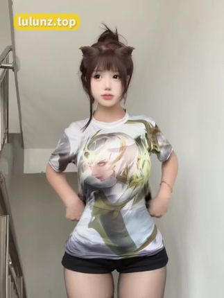 快手火辣女神《穿云音》微密圈火辣舞蹈,引爆视觉盛宴