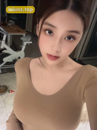 快手奶雯觅圈资料是真的吗？让我们一探究竟