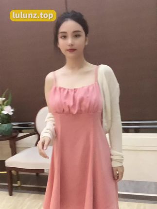 【微密圈】奶雯图集作品&amp;视频系列，打包下载