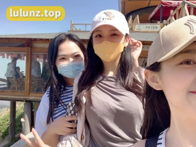 奶雯圈子最新套图，抖音奶雯微密照片合集最新视频