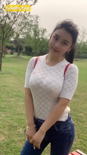 抖音奶雯微密圈嘉宾贴合集，精选内容分享