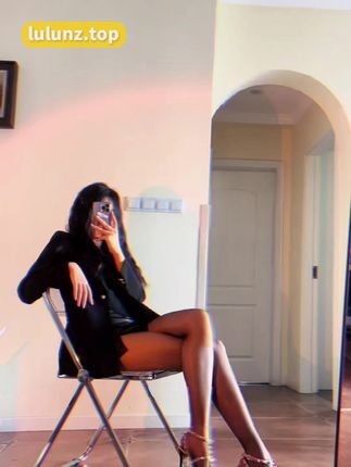 纪念小小v真爱粉图片与觅圈资源一样，散发魅力的不二之选