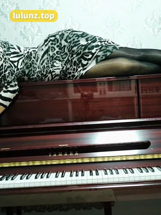 抖音果儿Victoria微密圈视频资源，独特魅力和才华