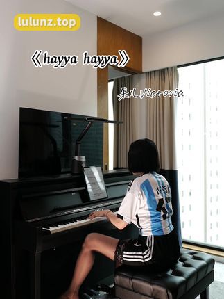 果儿Victoria纯天然写真，展现妩媚妖娆大美