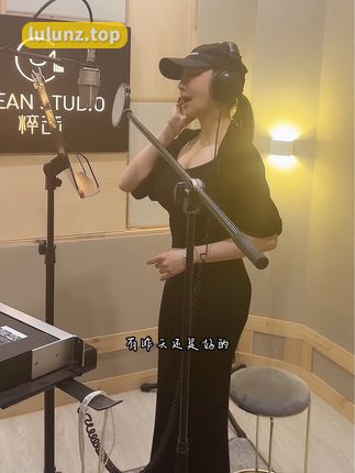 美图分享美女模特果儿Victoria，时尚与魅力的典范