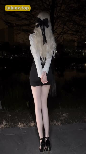 牛奶里的果汁微密圈图片，透视黑网纱写真全集下载