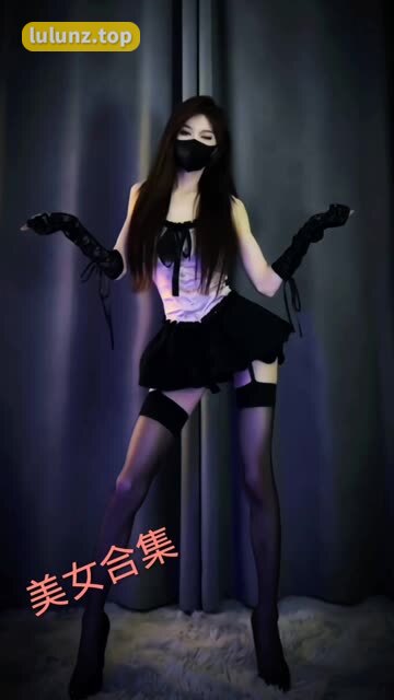 牛奶里的果汁微密圈套图，黑色套装的时尚潮流