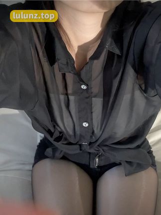 玉帛sama维密高清图片分享，微胖女神的绝美瞬间