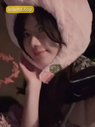 就是阿朱啊90后女模，独特魅力和高颜值