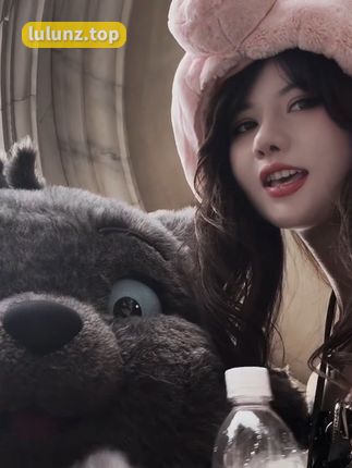 就是阿朱啊90后女模，独特魅力和高颜值