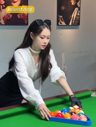 微密圈Sia不吃鱼真名揭秘，资源是否值得购买？