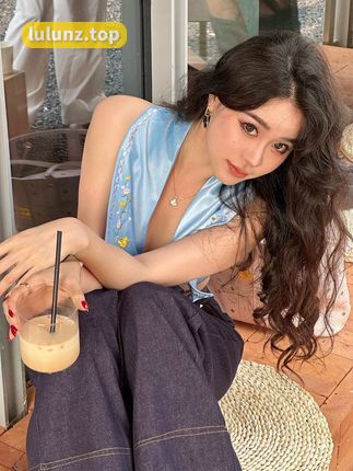 微密圈Sia不吃鱼真名揭秘，资源是否值得购买？