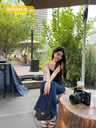 微密圈Sia不吃鱼,瞩目红人的颜值与身材