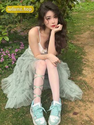 微密圈Sia不吃鱼，写真合集打包下载