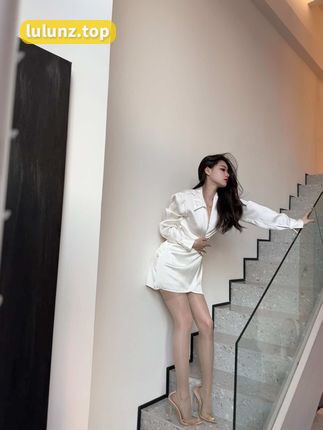 探索Sia不吃鱼的微密世界，发现更多有趣的事情